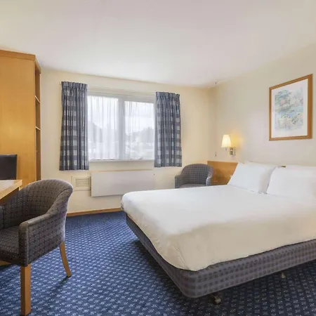Days Inn Magor-2