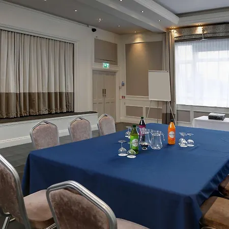 The Shrubbery Hotel, Ilminster-3