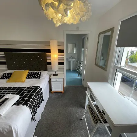 Golden Triangle Rooms-2