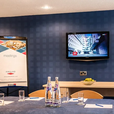 Leonardo Inn Aberdeen Airport-3