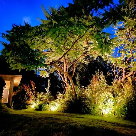 Romantic Quirky Cottage With Private Garden And Parking-2