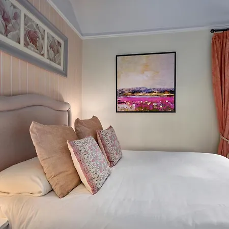Easington Guest House-2