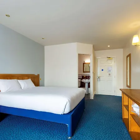 Ladybird Hotel-3