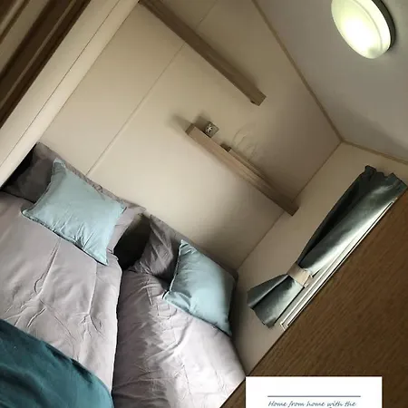 Robin Hood Caravan Park North Wales Free Wi-Fi And Smart Tvs Passes Not Included-2