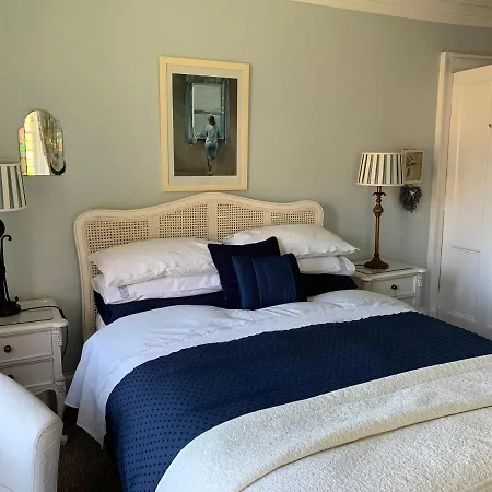 Glebe Country House Tarbet-3