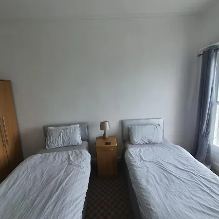 Highlander Hotel-3