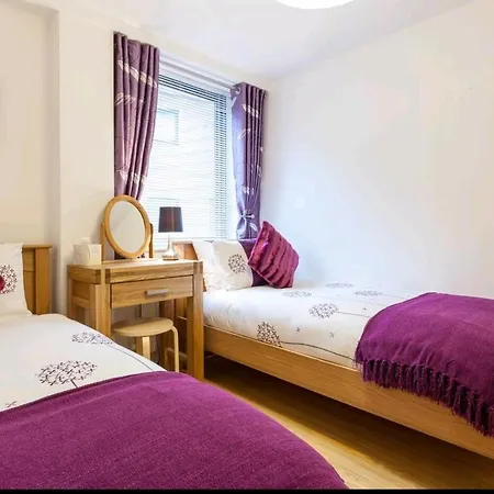 Victoria Place Apartment-2