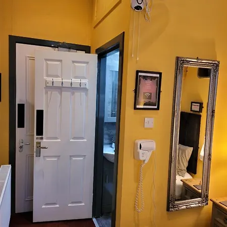 The Residence - No 8-2