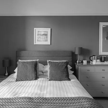 Millbrook Guest House-3