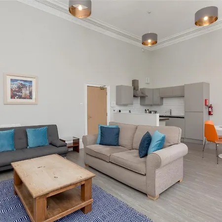 Southside Apartments By Destination Edinburgh-2