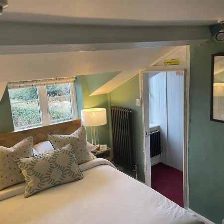 Myrtle Cottage B&B-3