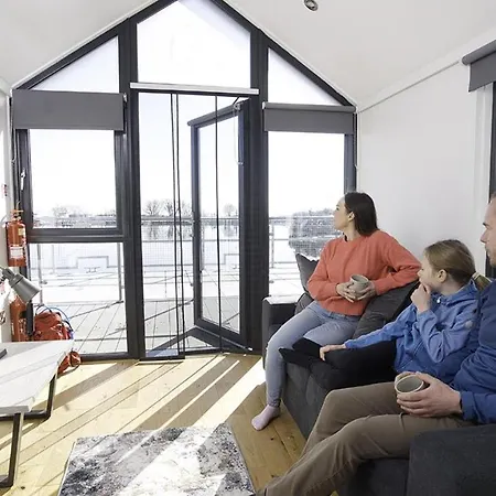 Ballyronan Marina On-Water Glamping Pods-2