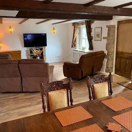 Jasmine Cottage-2