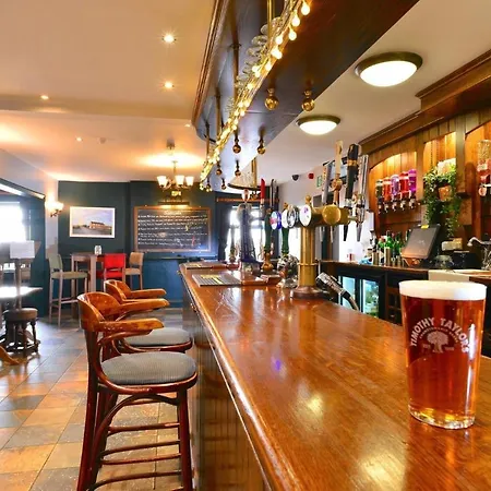 The Crossroads Inn-3