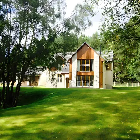 Carn Mhor Lodge-3