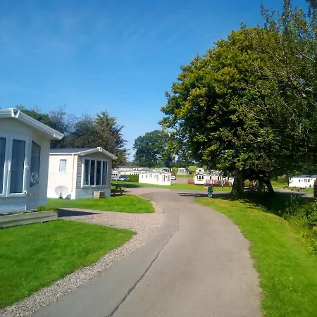 Campsie Glen Holiday Park-2