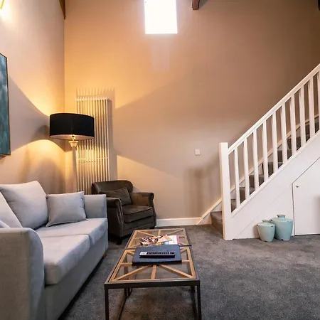 Swan Mews-3