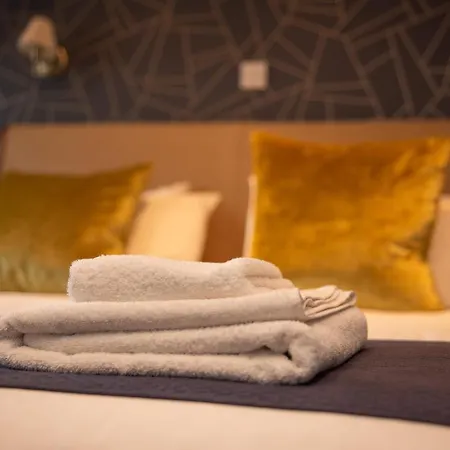 The Oak House Hotel-2