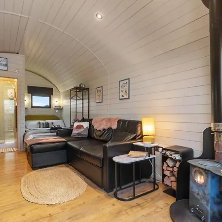 Blaenplwyf Shire Pods-3