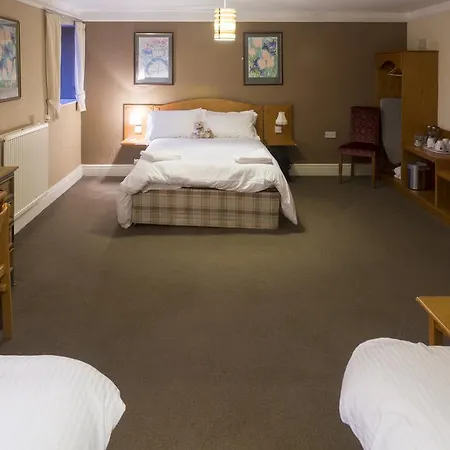 The Lodge Lancaster-3