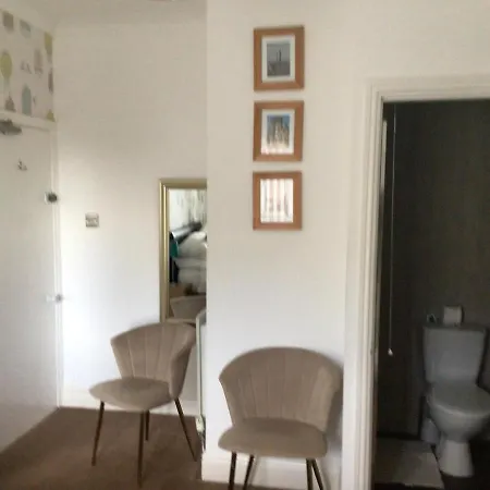 Seacrest Guest House Room Only-3