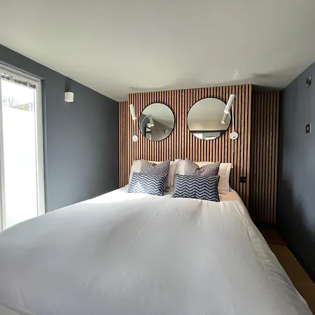 Rockmount Rooms & Apartment-3