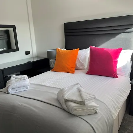 The Pines Hotel-2