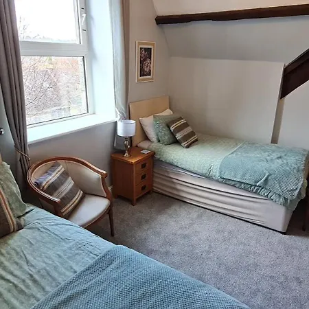 The Pendennis Guest House-2