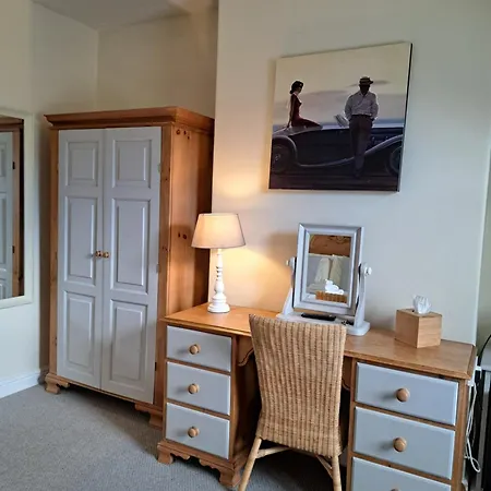 Ashwood House Guest House-3