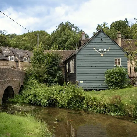The White Hart Ford-2