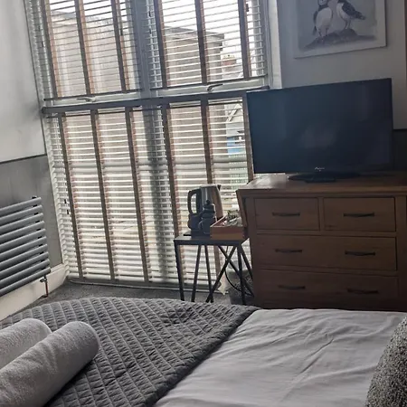 Croyland Guest House-2