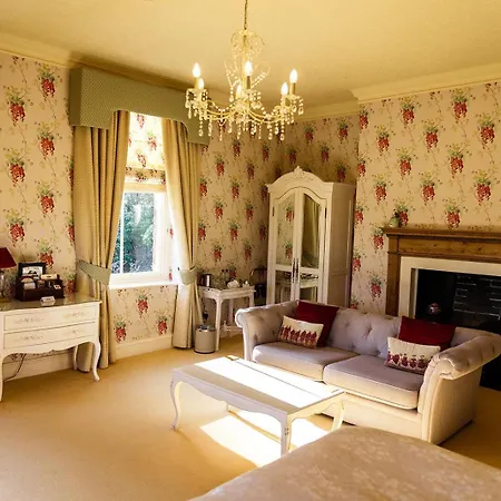 Kateshill House Bed & Breakfast-2