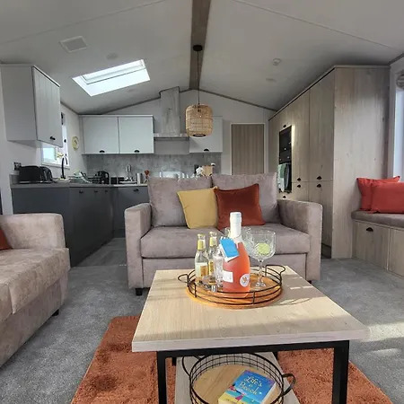 Honeycomb Lodge - Holiday Home 5 Min From Padstow-2