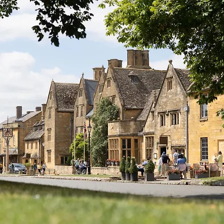 The Lygon Arms-2