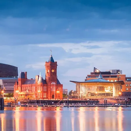 Park Plaza Cardiff-2