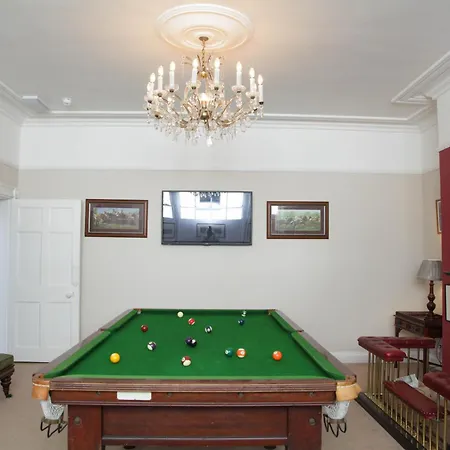 Thistlebank Townhouse-2