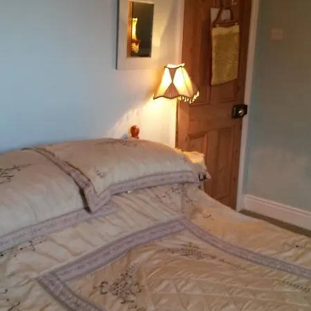 Riverview Bed And Breakfast-3