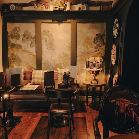 The Bull And Townhouse, Beaumaris- The Inn Collection Group-2