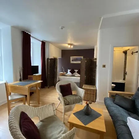 Royal Mile Suites By The Castle-3