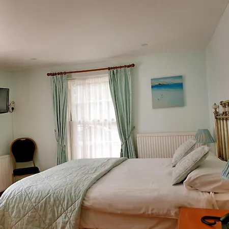 Crown House Hotel-2