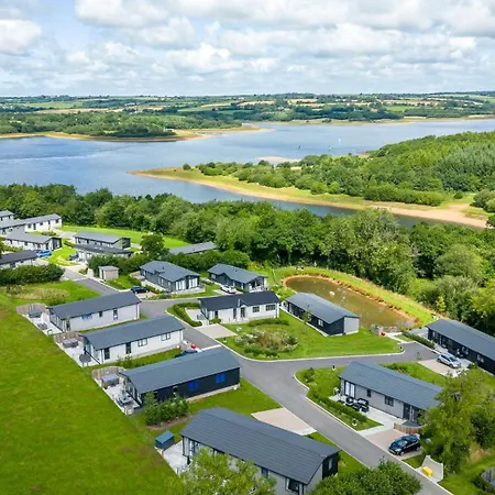 Lilac Lodge, 22 Roadford Lake Lodges-3
