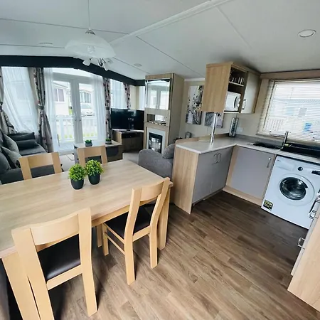 Caravan Retreats-3
