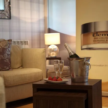 Doubletree By Hilton Glasgow Strathclyde-2