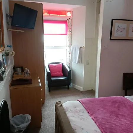 Lawnswood Guest House-2