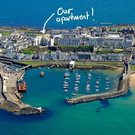 Apt3, No 2 Antrim Gardens, Portrush With Seaview-3