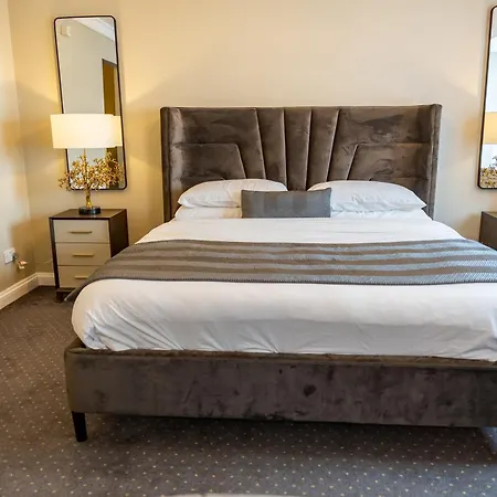The Pear Tree Inn & Country Hotel-2