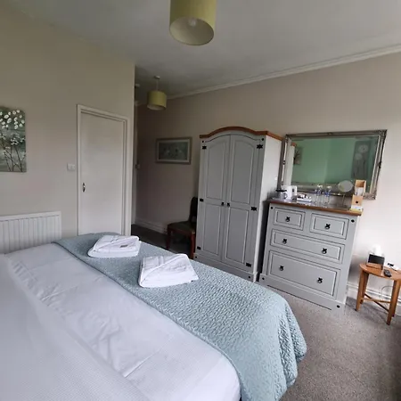 Harbour Heights Guest House-2