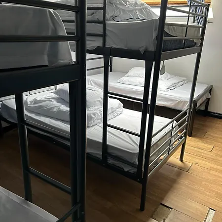 Lagan Backpackers-3