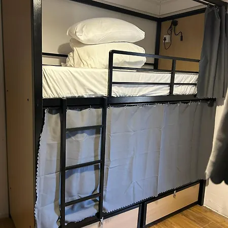 Lagan Backpackers-2