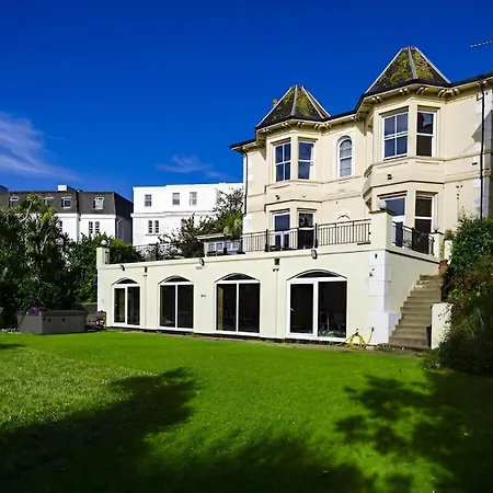 Crofton House Hotel-3